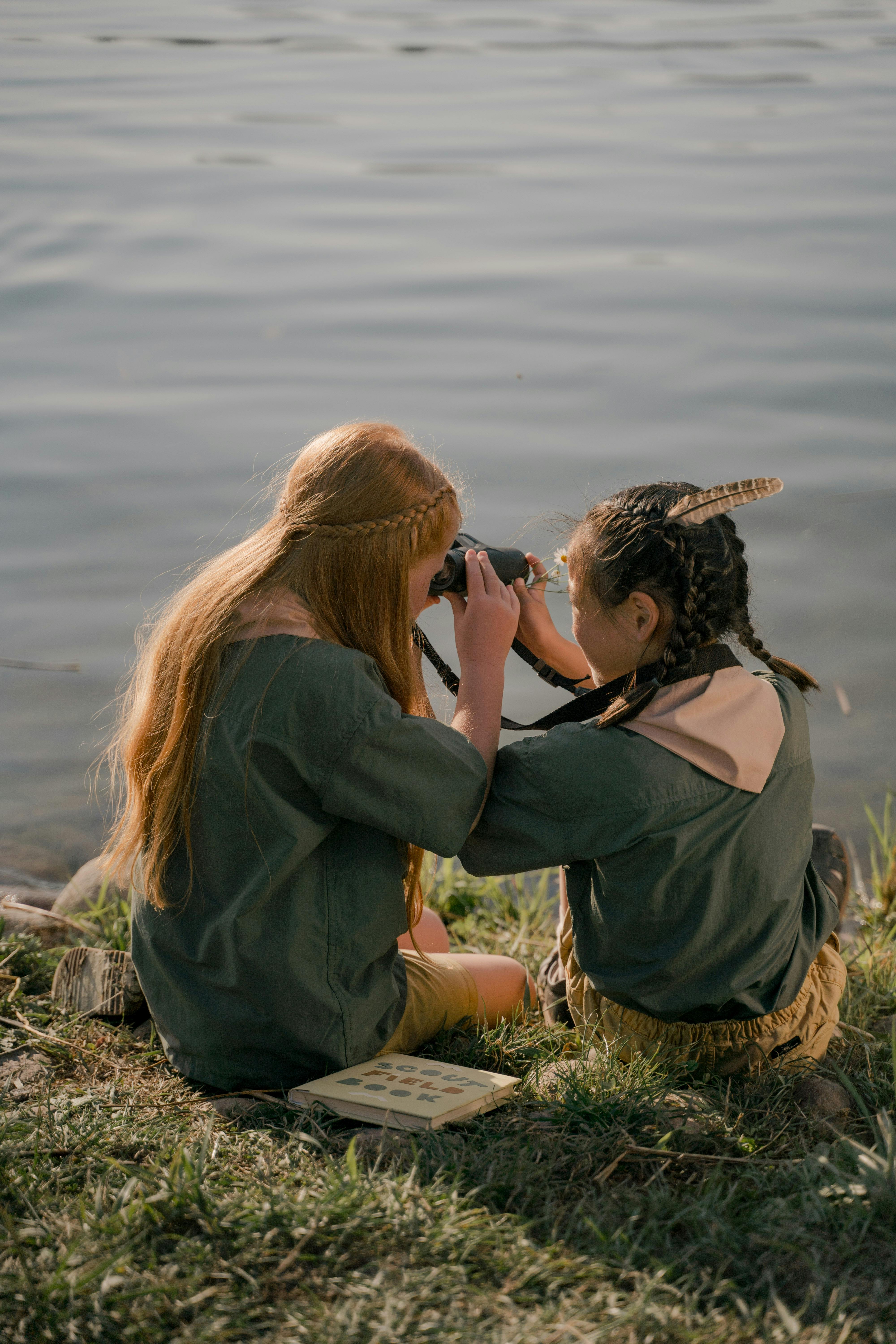 八戒影院推荐海报-暖色电影氛围图